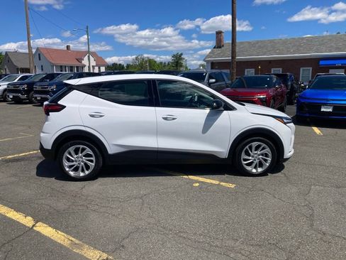 New 2027 Chevrolet Bolt LT w/ Comfort Package FWD image 6