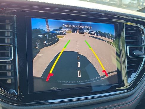 Used 2023 Dodge Durango R/T image 32