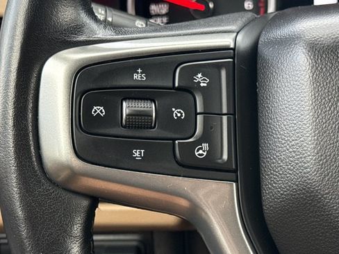 Used 2021 Chevrolet Tahoe Premier w/ Premium Package AWD/4WD image 25