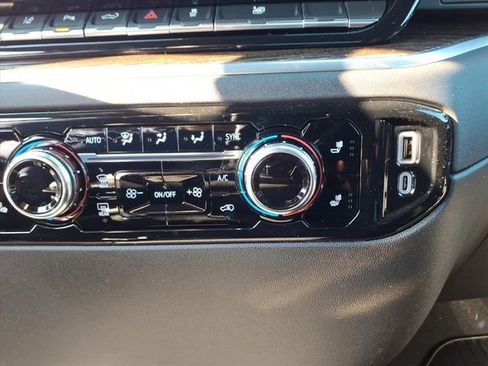 New 2026 GMC Sierra 3500 SLE w/ SLE Value Package image 13