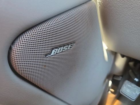 Used 2006 Chevrolet Avalanche Z71 w/ Preferred Equipment Group AWD/4WD image 29