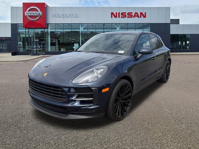 Used 2021 Porsche Macan AWD/4WD image 3
