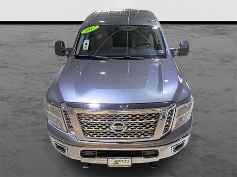 Used 2017 Nissan Titan SV image 6