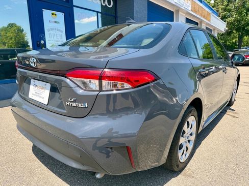 Used 2024 Toyota Corolla LE FWD image 10
