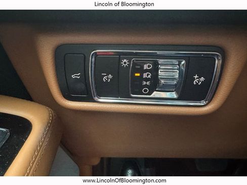 Certified 2025 Lincoln Aviator Black Label w/ Jet Appearance Package image 36