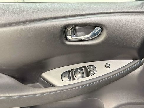 Used 2022 Nissan Leaf S FWD image 15
