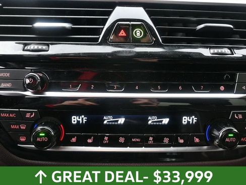 Used 2021 BMW 540i w/ Executive Package image 28