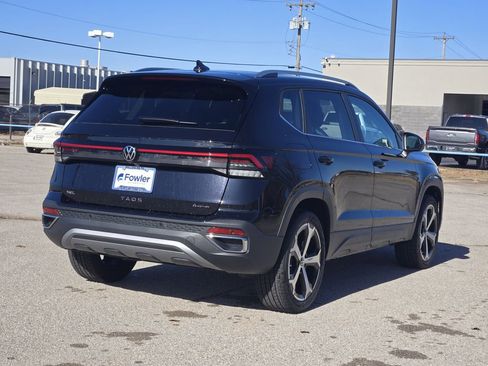 New 2026 Volkswagen Taos SEL image 4