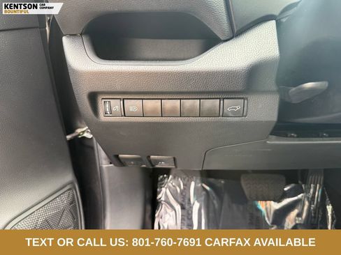 Used 2023 Toyota RAV4 XLE Premium AWD/4WD image 18