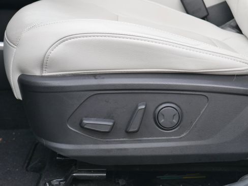 Used 2023 Hyundai Tucson Limited image 13