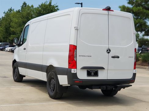New 2025 Mercedes-Benz Sprinter 2500 image 3
