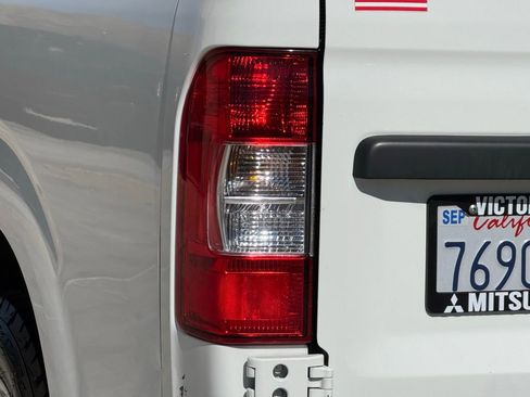 Used 2015 Nissan NV 2500 SL w/ Technology Package image 11