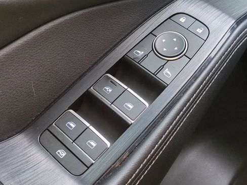 Used 2021 Nissan Rogue Platinum image 28