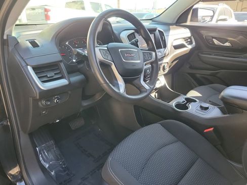 Used 2023 GMC Terrain SLE w/ Elevation Edition image 17