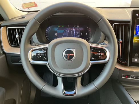 New 2026 Volvo XC60 B5 Plus w/ Protection Package Premier image 15