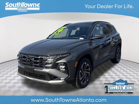 Used 2025 Hyundai Tucson Limited AWD/4WD image 1