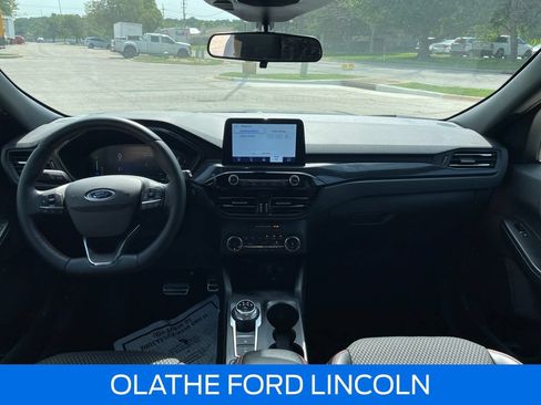 Used 2024 Ford Escape ST-Line Select AWD/4WD image 14
