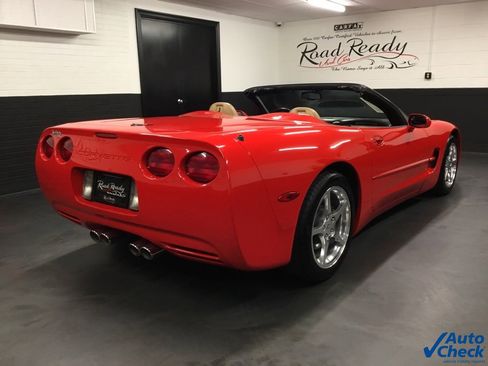 Used 1999 Chevrolet Corvette Convertible image 10