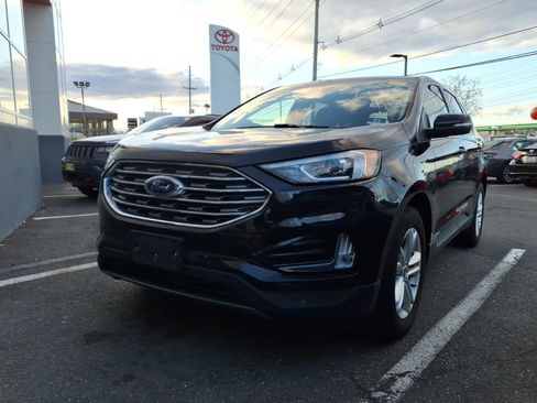 Used 2019 Ford Edge SEL w/ Equipment Group 201A AWD/4WD image 3