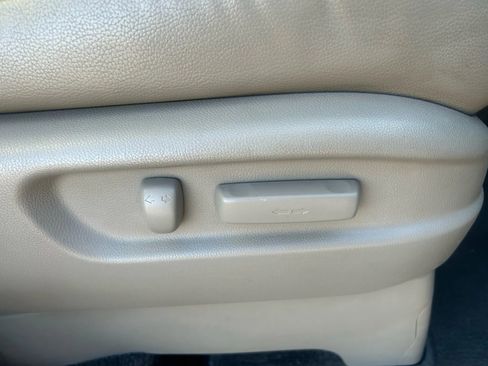 Used 2012 Honda Odyssey EX-L image 36