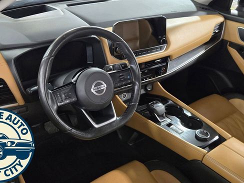 Used 2021 Nissan Rogue Platinum AWD/4WD image 11