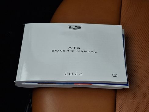 Used 2023 Cadillac XT5 Premium Luxury image 28