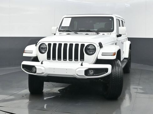 Used 2021 Jeep Wrangler Unlimited Sahara image 3