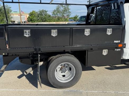 New 2024 Ford F350 XL w/ XL Chrome Package RWD image 5