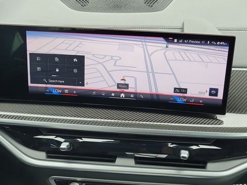 Used 2024 BMW X7 M60i w/ Executive Package image 19