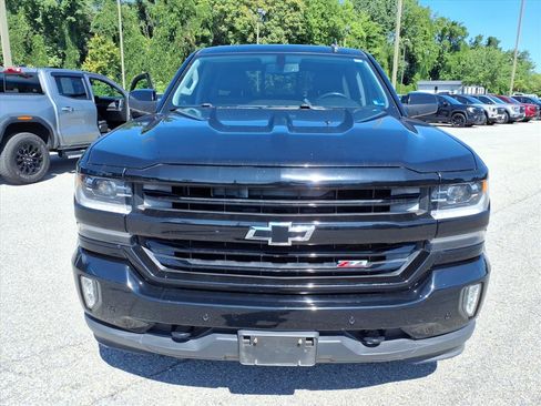 Used 2016 Chevrolet Silverado 1500 LTZ Z71 w/ LTZ Plus Package AWD/4WD image 9