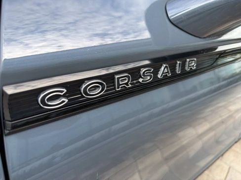 Certified 2023 Lincoln Corsair FWD w/ Equipment Group 101A image 9