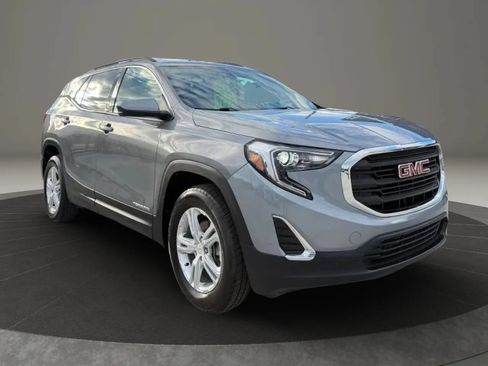 Used 2018 GMC Terrain SLE w/ Driver Convenience Package AWD/4WD image 1