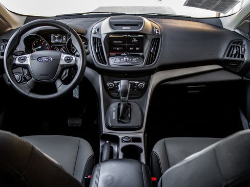 Used 2014 Ford Escape SE w/ Equipment Group 201A AWD/4WD image 22