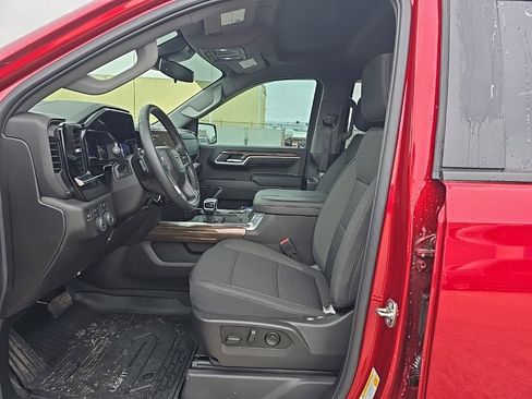 Used 2025 Chevrolet Silverado 1500 RST w/ Z71 Off-Road Package image 9