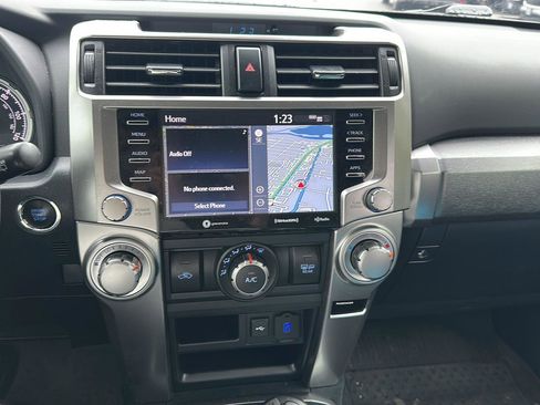 Used 2022 Toyota 4Runner TRD Sport w/ Technology Package image 9