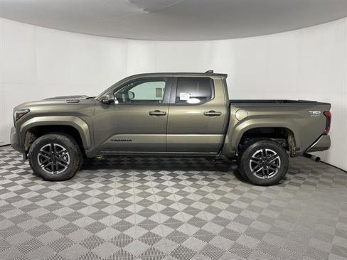New 2026 Toyota Tacoma TRD Sport image 4