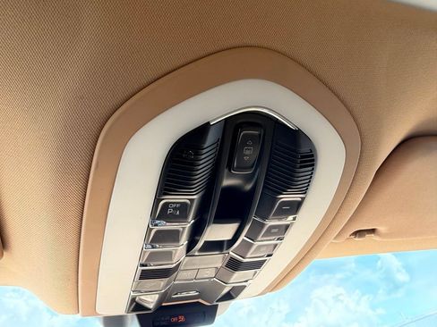 Used 2015 Porsche Macan S AWD/4WD image 7