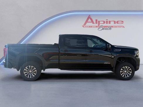 Used 2023 GMC Sierra 1500 AT4 w/ AT4 Premium Package AWD/4WD image 6