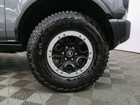 Used 2023 Ford Bronco Black Diamond w/ Sasquatch Package AWD/4WD image 13