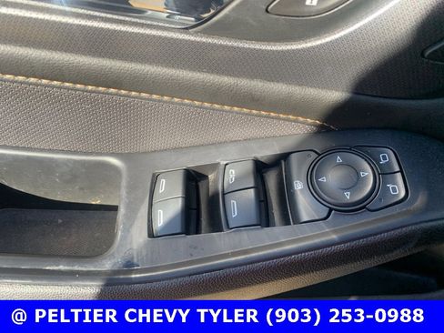 Used 2021 Chevrolet Traverse Premier w/ Redline Edition image 16