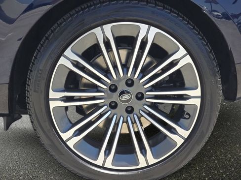 Certified 2023 Land Rover Range Rover Autobiography AWD/4WD image 35