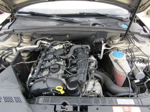 Used 2010 Audi A4 2.0T Premium Plus AWD/4WD image 13