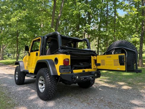 Used 2003 Jeep Wrangler X AWD/4WD image 37