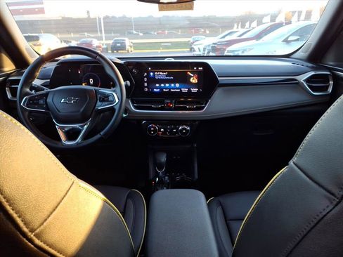 Used 2025 Chevrolet TrailBlazer ACTIV w/ Convenience Package image 8