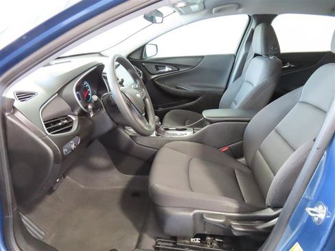 Used 2024 Chevrolet Malibu LS FWD image 12