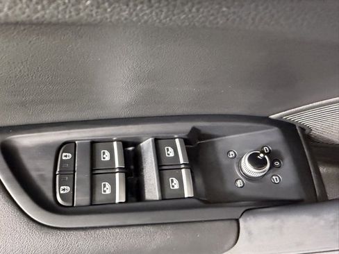 Certified 2023 Audi Q5 2.0T Premium Plus image 19