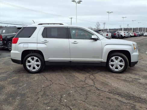 Used 2017 GMC Terrain SLT w/ Open Road Package image 25
