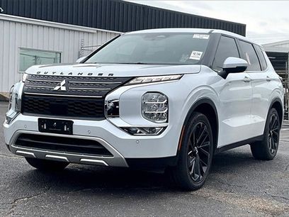 Used 2024 Mitsubishi Outlander SE