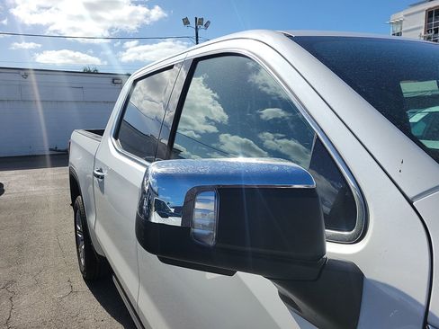 Used 2024 GMC Sierra 1500 Denali w/ Technology Package image 12