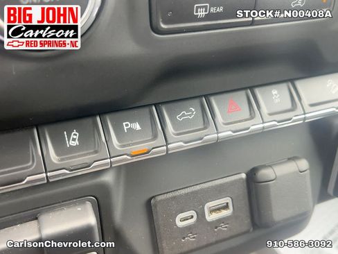 Used 2024 Chevrolet Silverado 2500 Custom w/ Custom Value Package AWD/4WD image 23